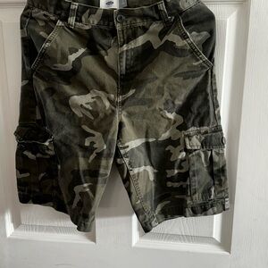 Old Navy Camouflage Pants